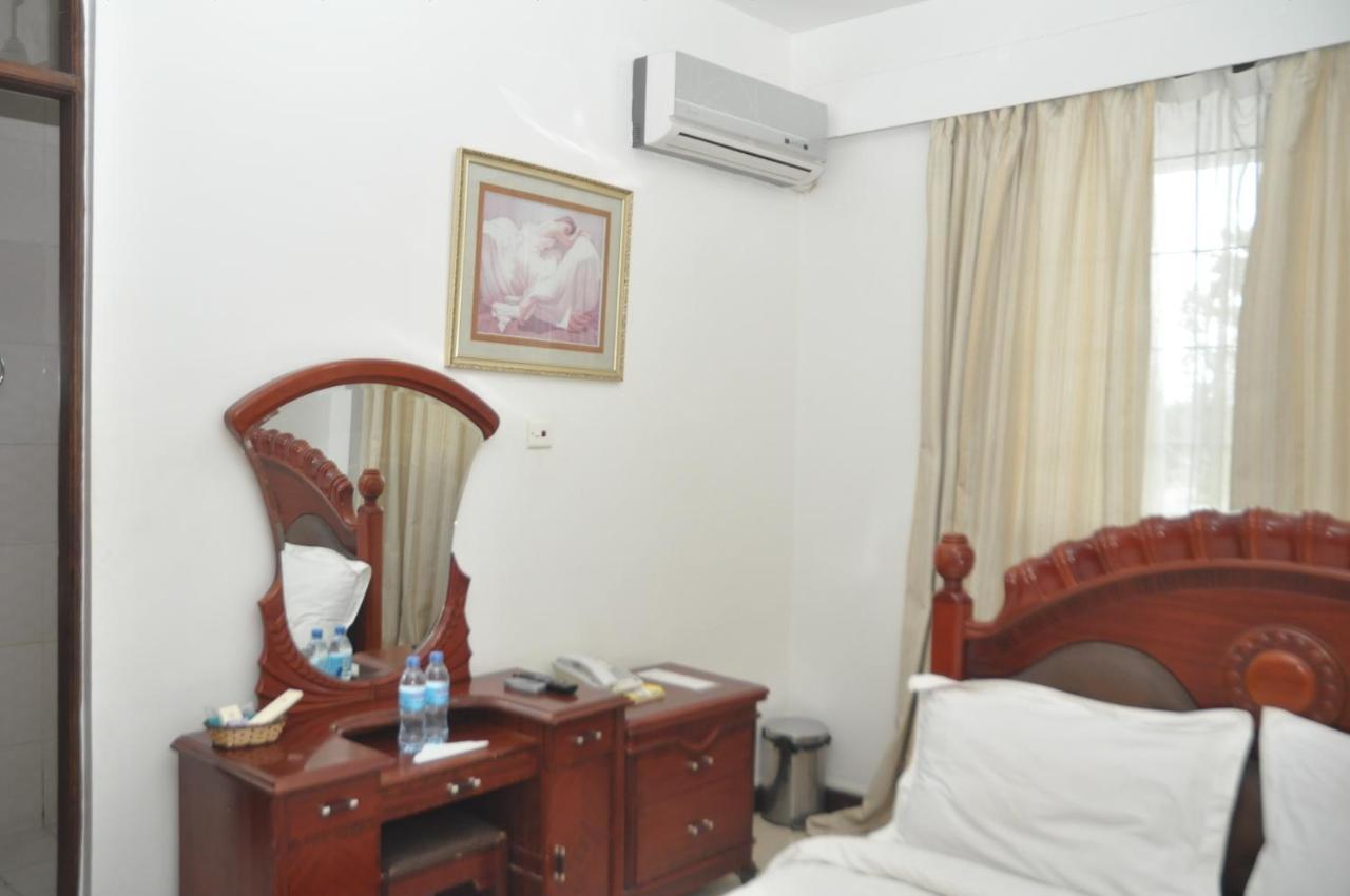 Hotel De Mag Νταρ ες Σαλάμ Εξωτερικό φωτογραφία